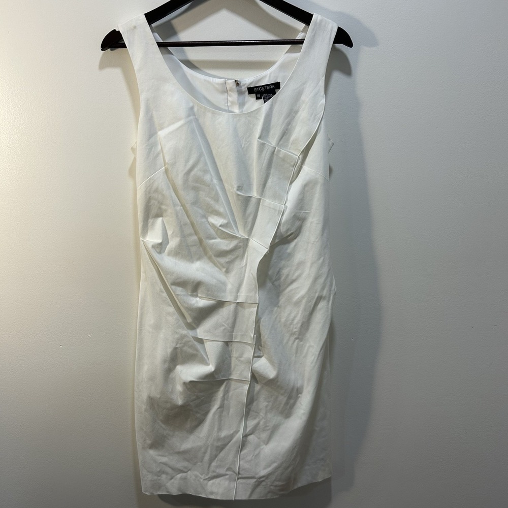 Ladies White Ectetera Pleated Sleeveless Dress Size 10